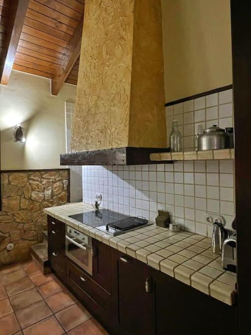 L'amagatall Del Montnegre Chalet